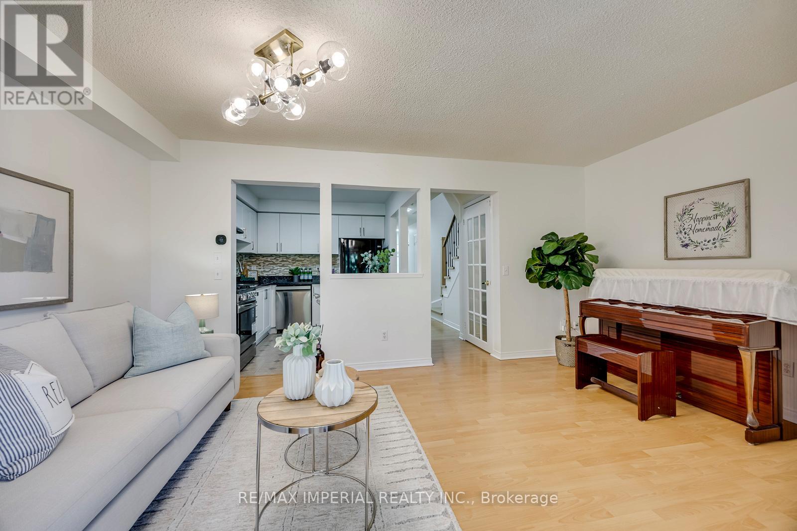 26 - 833 Scollard Court, Mississauga, Ontario  L5V 2B4 - Photo 14 - W13460448