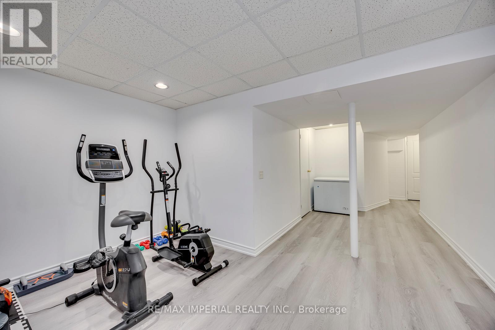 26 - 833 Scollard Court, Mississauga, Ontario  L5V 2B4 - Photo 40 - W13460448