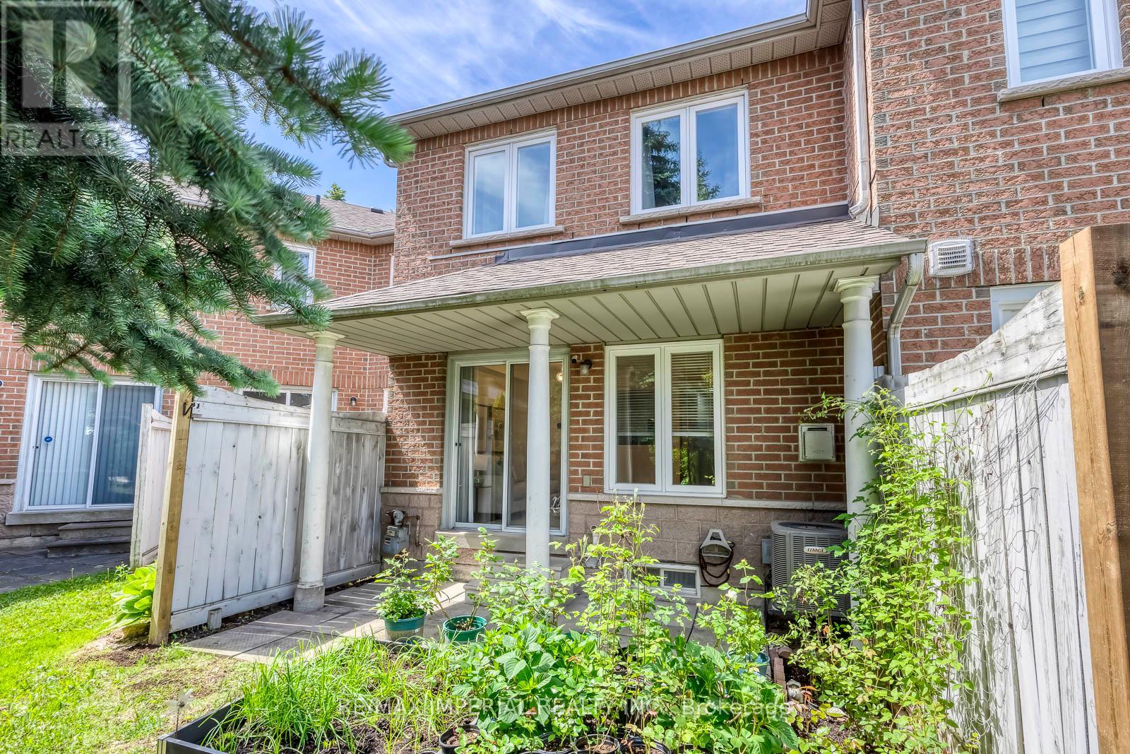 26 - 833 Scollard Court, Mississauga, Ontario  L5V 2B4 - Photo 45 - W13460448
