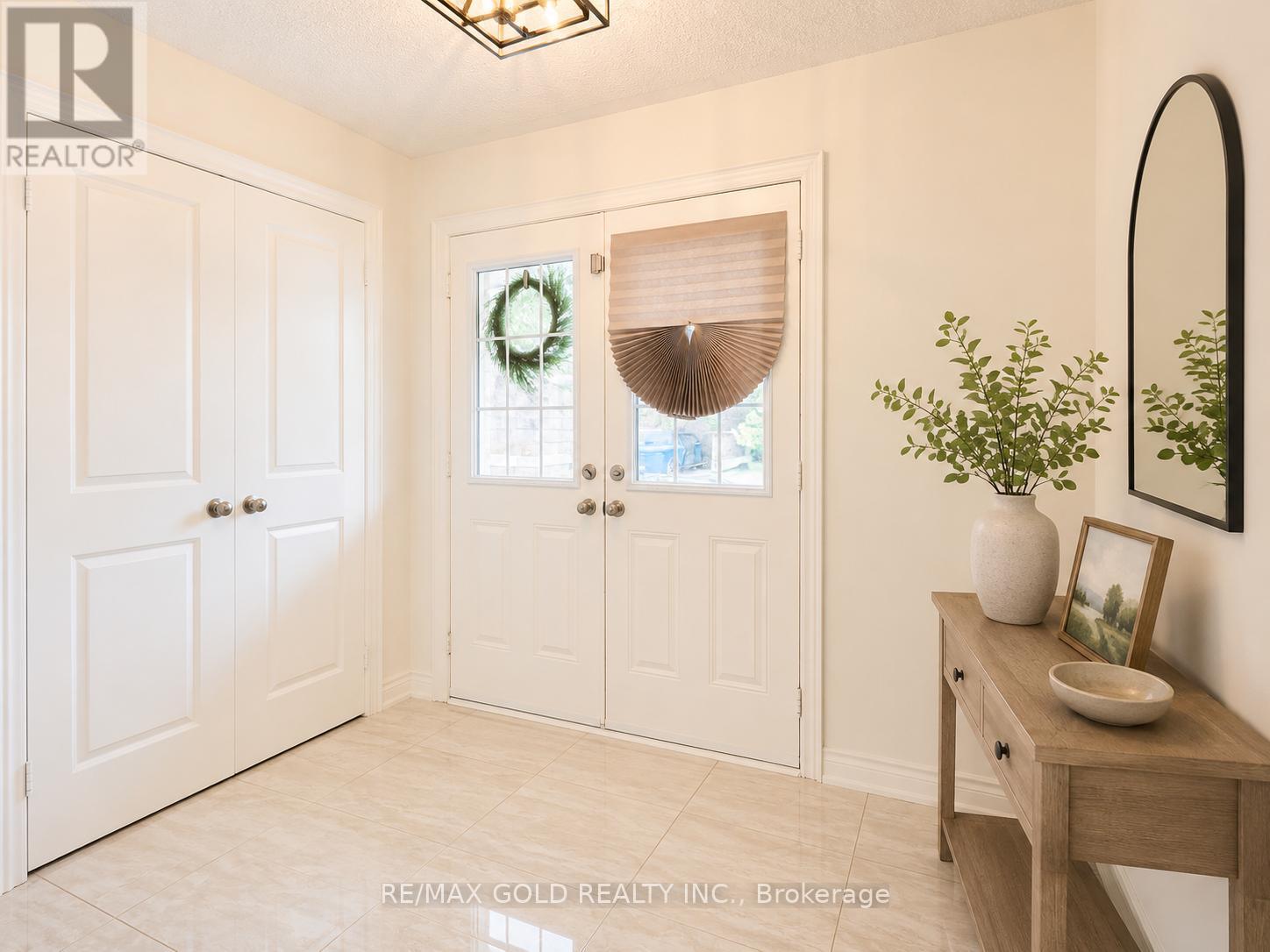 5 Lowes Hill Circle, Caledon, Ontario  L7C 4H4 - Photo 3 - W13460504