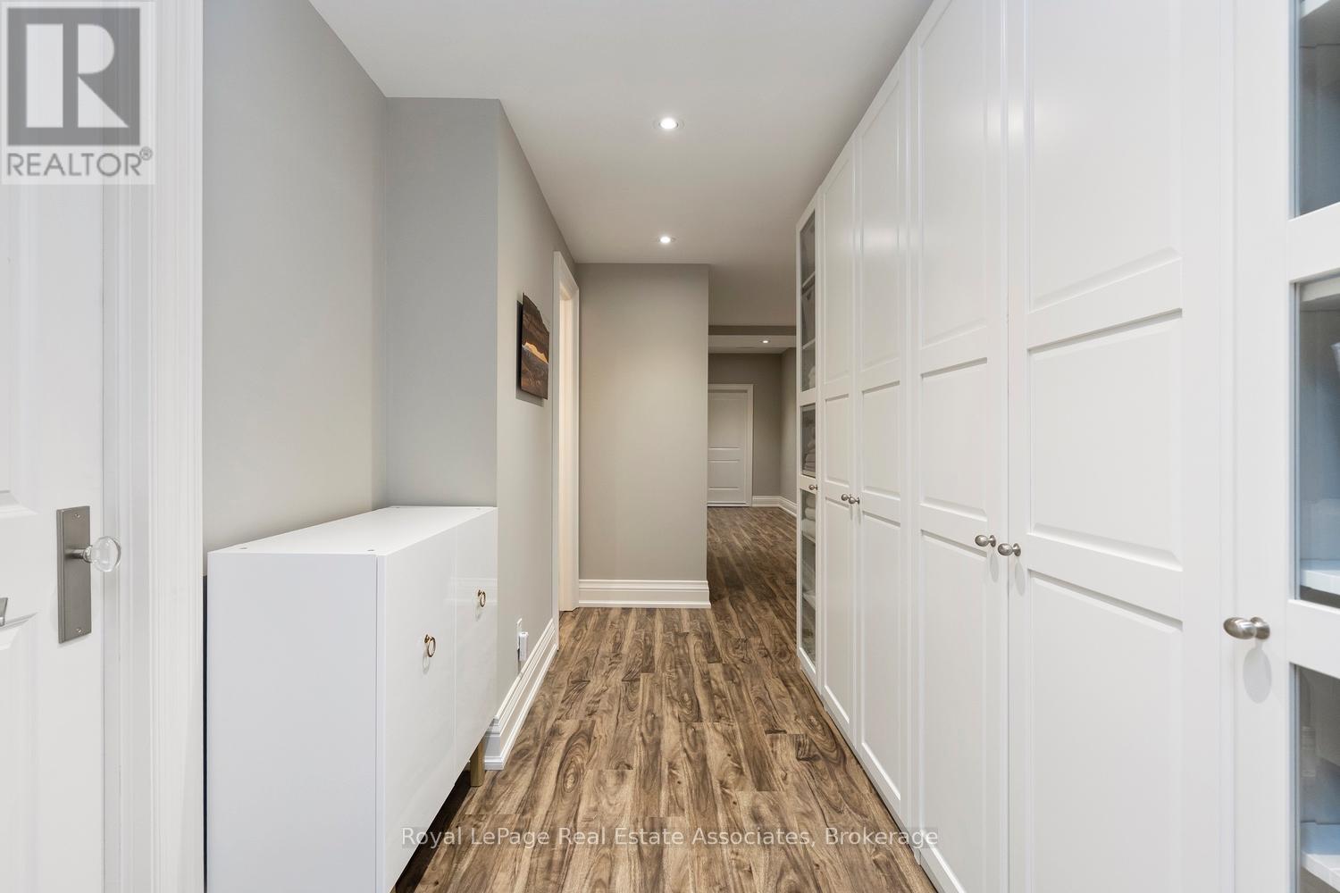 413 Marf Avenue, Mississauga, Ontario  L5G 1T2 - Photo 32 - W13460606