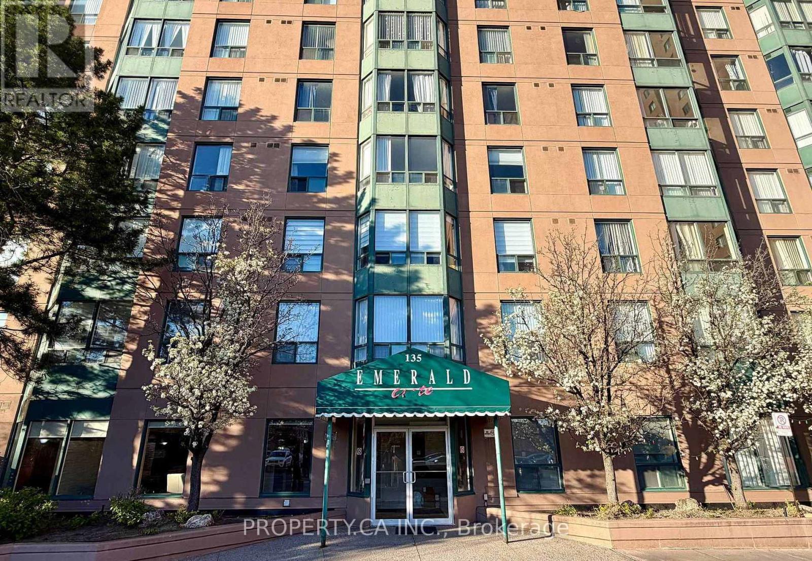 1115 - 135 HILLCREST AVENUE, Mississauga, Ontario