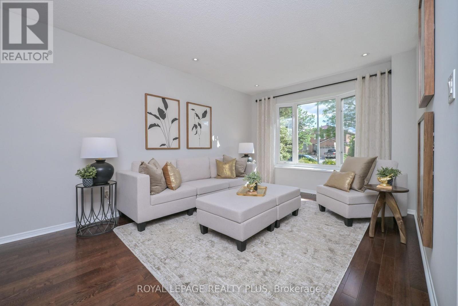 6993 Danton Promenade, Mississauga, Ontario L5N 5A1 - Photo 3 - W13460766