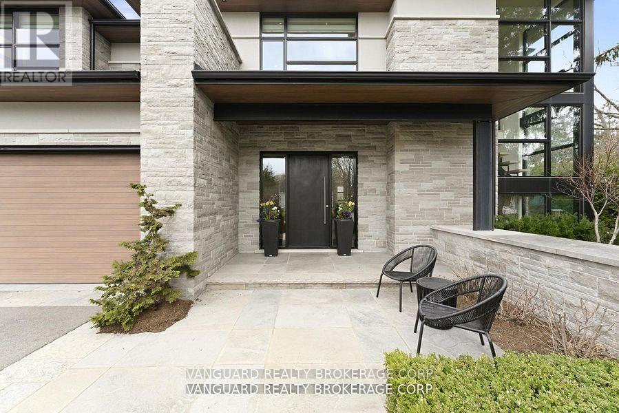 1099 Truman Avenue, Oakville, Ontario  L6H 1Y9 - Photo 3 - W13460798
