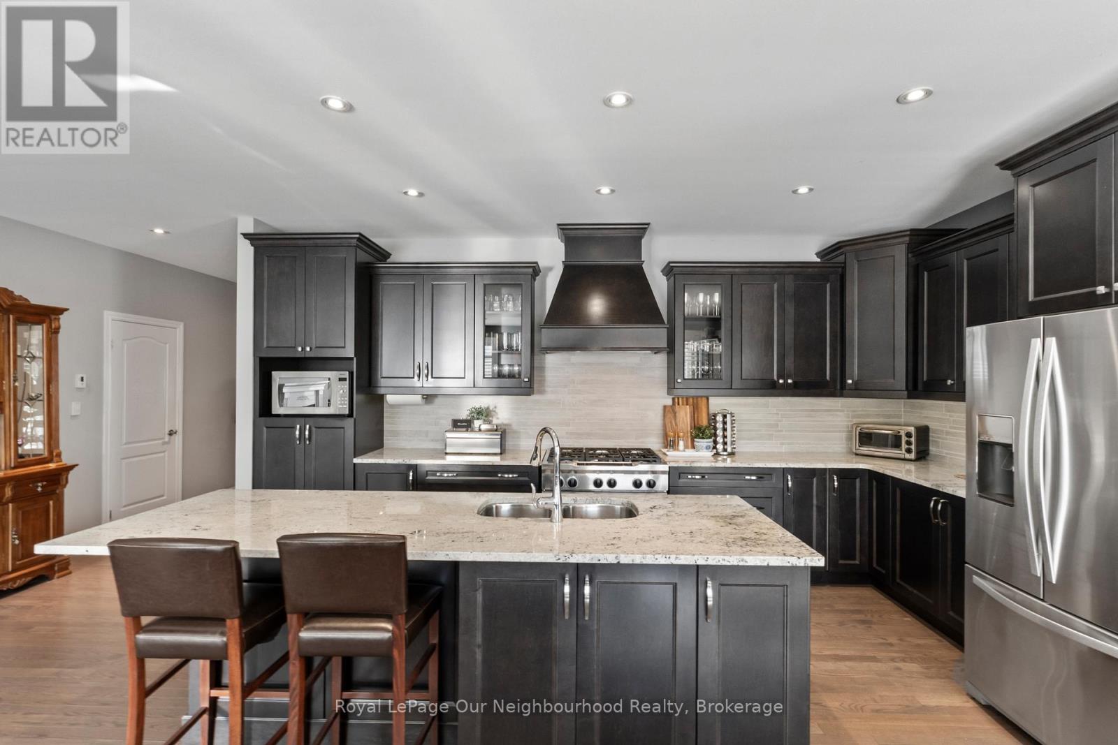 19 Waverley Road, Clarington, Ontario  L1C 1K8 - Photo 7 - E13460842