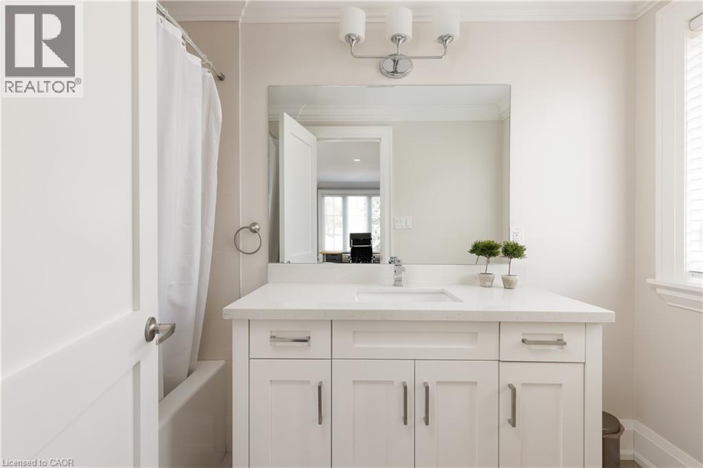 540 Weir Avenue, Oakville, Ontario  L6L 4X4 - Photo 39 - 40840234