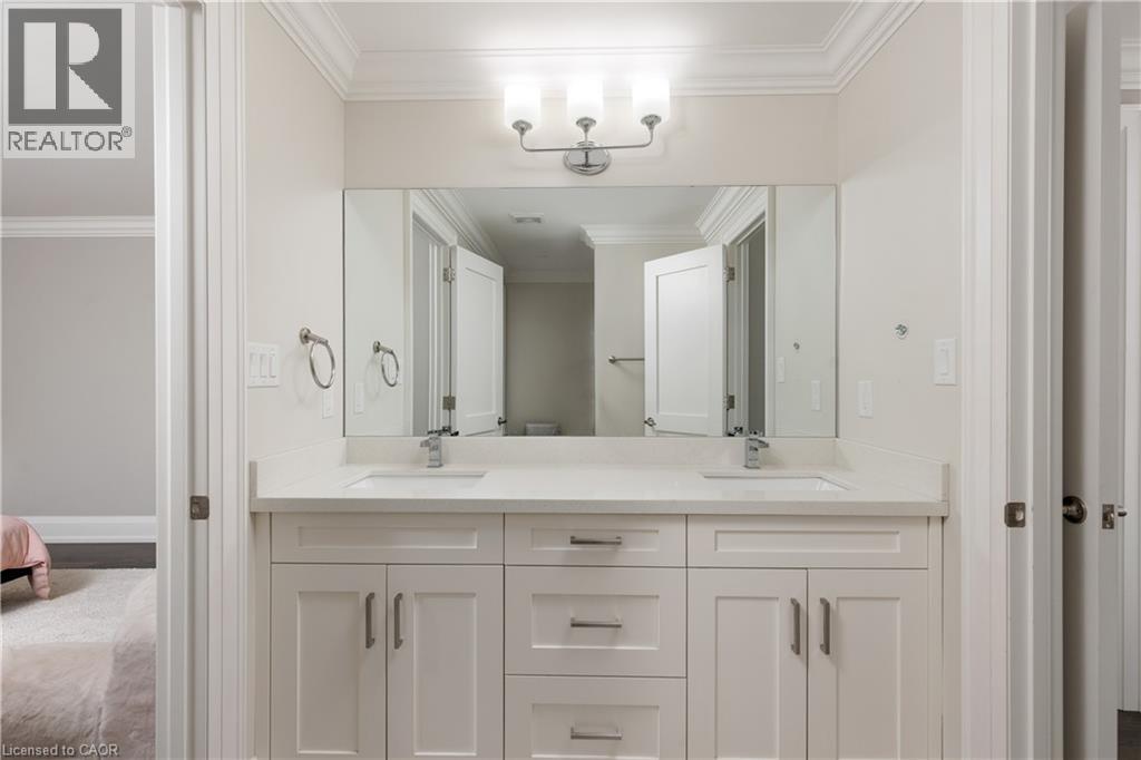 540 Weir Avenue, Oakville, Ontario  L6L 4X4 - Photo 35 - 40840234