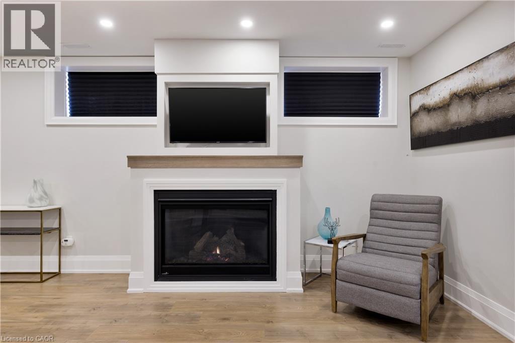 540 Weir Avenue, Oakville, Ontario  L6L 4X4 - Photo 46 - 40840234