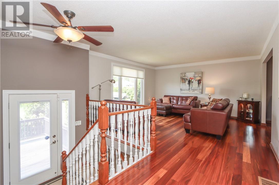 523 Eastern Avenue, Lively, Ontario  P3Y 1M9 - Photo 5 - 2128650
