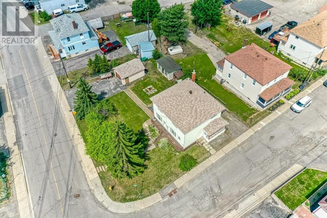 2 Craig Street, Copper Cliff, Ontario  P0M 1M0 - Photo 34 - 2128632