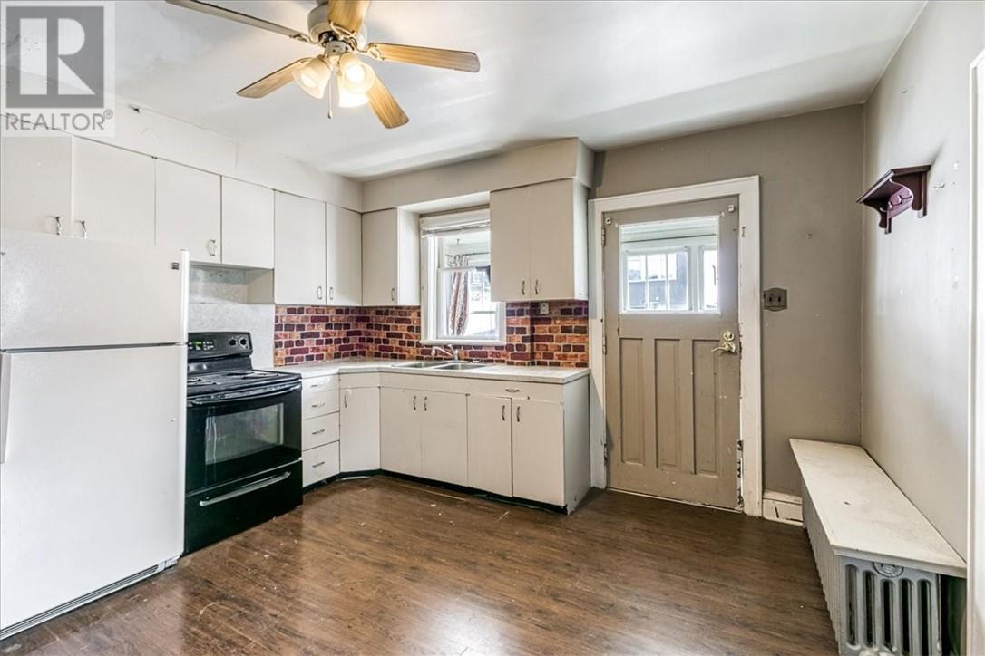 2 Craig Street, Copper Cliff, Ontario  P0M 1M0 - Photo 6 - 2128632