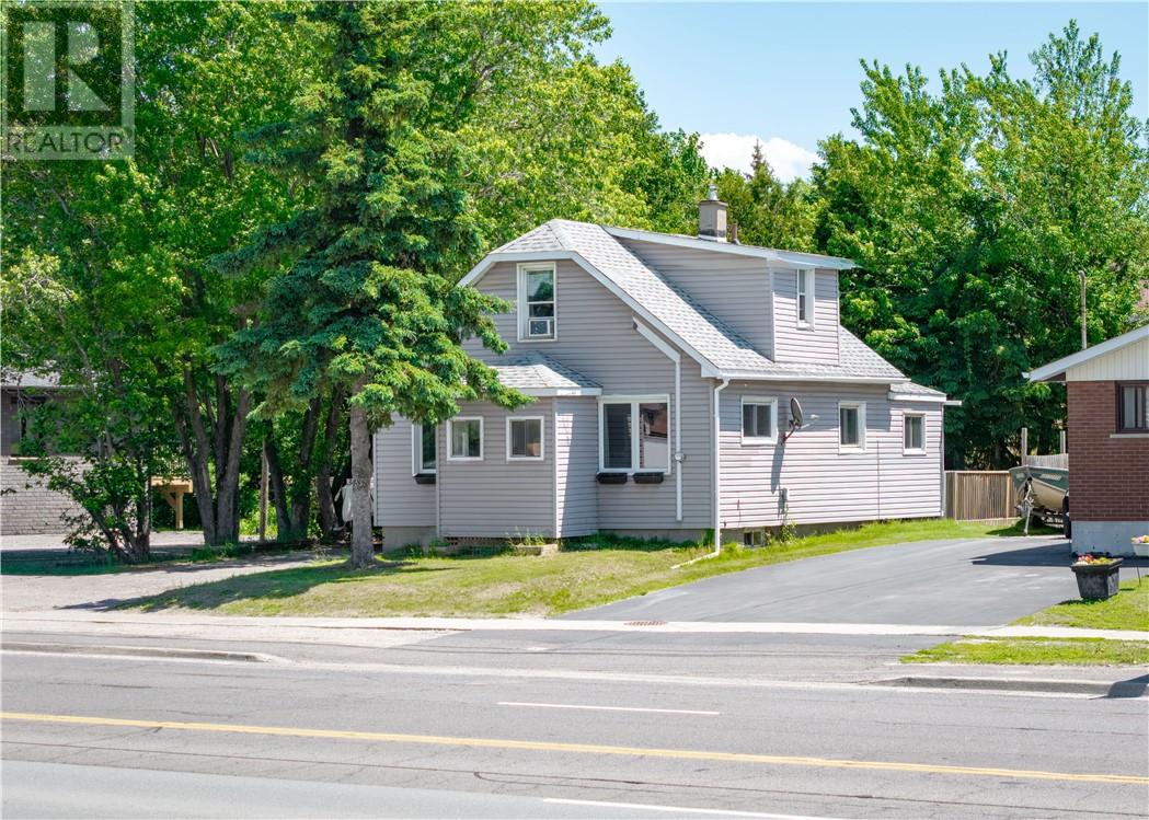 3488 Falconbridge Highway, Garson, Ontario  P3L 1E5 - Photo 1 - 2128631