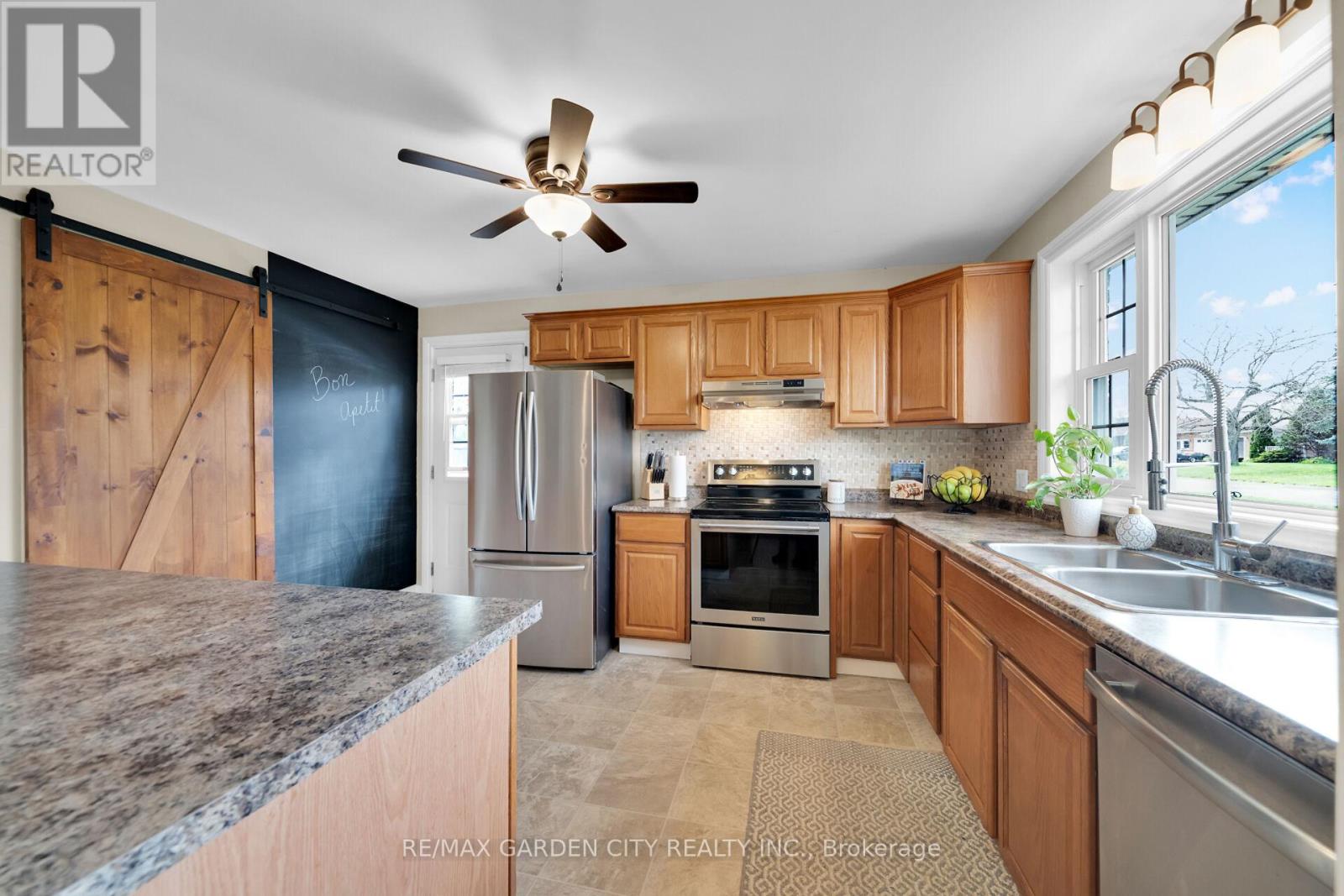 4165 William Street, Lincoln, Ontario  L3J 0K7 - Photo 8 - X13460756