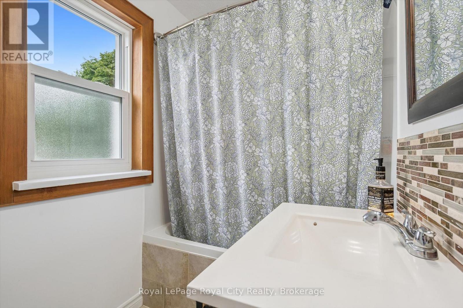 136 Alma Street N, Guelph, Ontario  N1H 5X4 - Photo 26 - X13460772