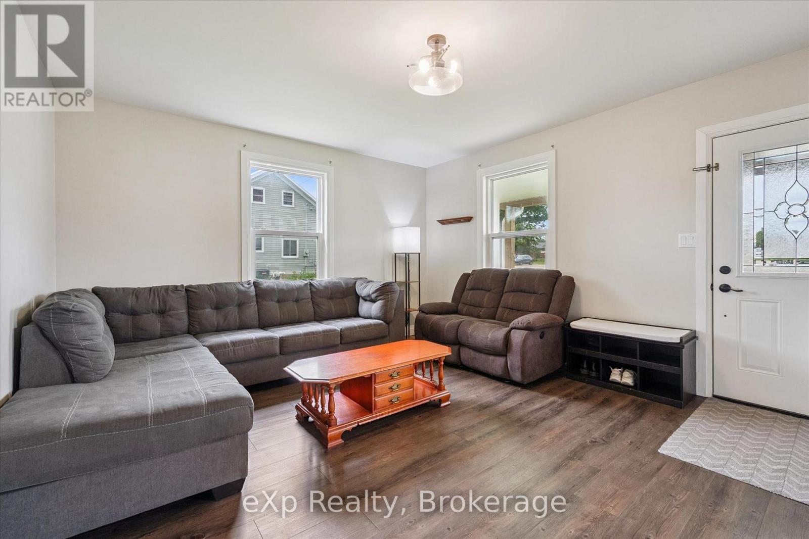 234 Elora Street South Street S, Minto, Ontario  N0G 1Z0 - Photo 8 - X13461004