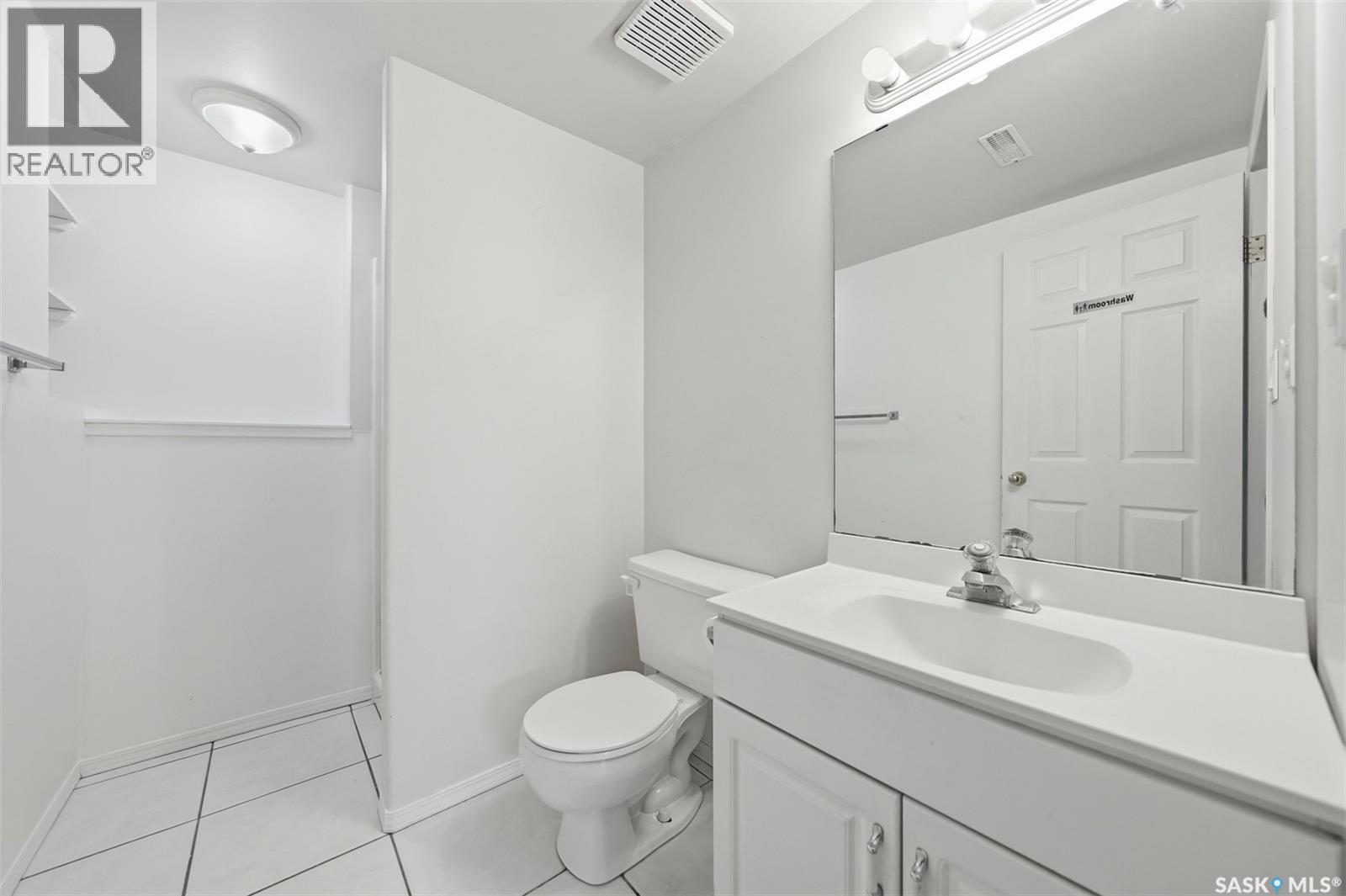 207 Sumner Crescent, Saskatoon, Saskatchewan  S7L 7L7 - Photo 29 - SK039738