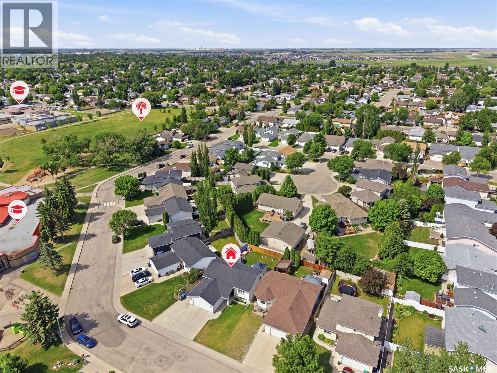 207 Sumner Crescent, Saskatoon, Saskatchewan  S7L 7L7 - Photo 47 - SK039738