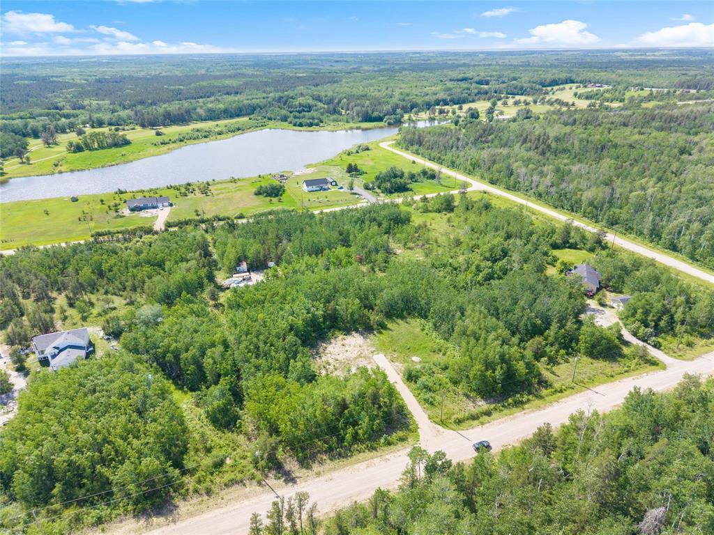 88 Mars Drive, Brokenhead Rm, Manitoba  R0E 1W0 - Photo 4 - 202605182