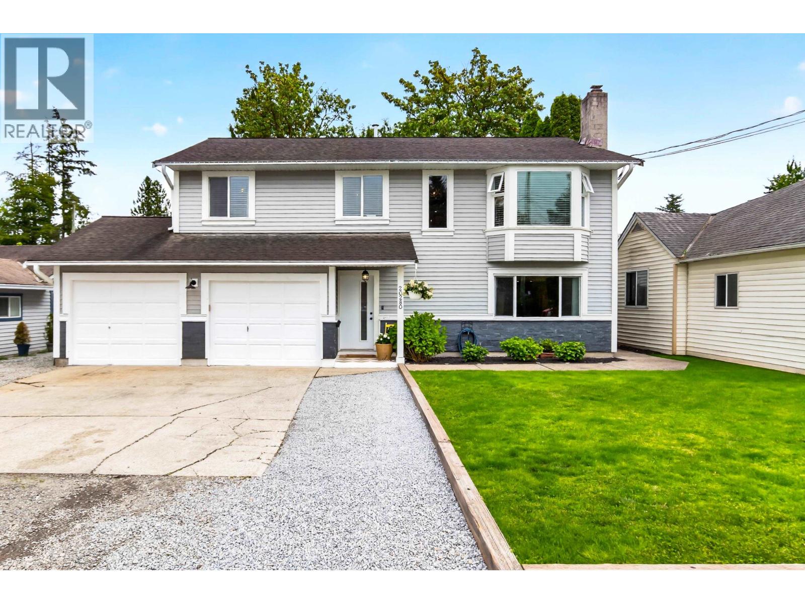 20280 Ospring Street, Maple Ridge, British Columbia  V2X 1K4 - Photo 2 - R3134616