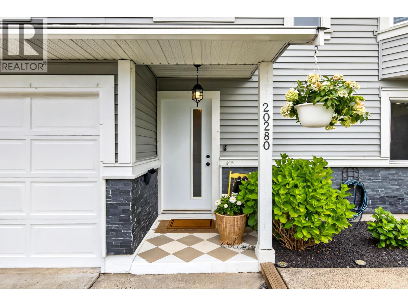 20280 Ospring Street, Maple Ridge, British Columbia  V2X 1K4 - Photo 4 - R3134616