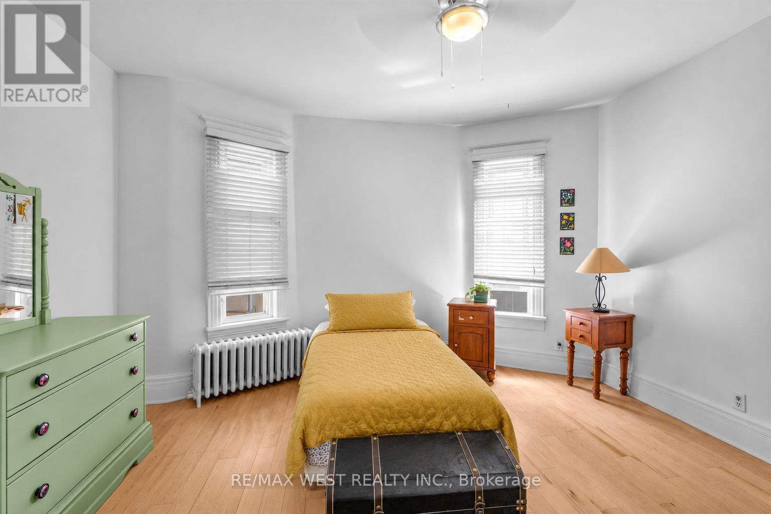 50 Albany Avenue, Toronto, Ontario  M5R 3C3 - Photo 10 - C13460808