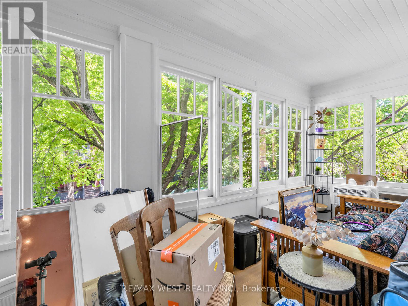50 Albany Avenue, Toronto, Ontario  M5R 3C3 - Photo 12 - C13460808