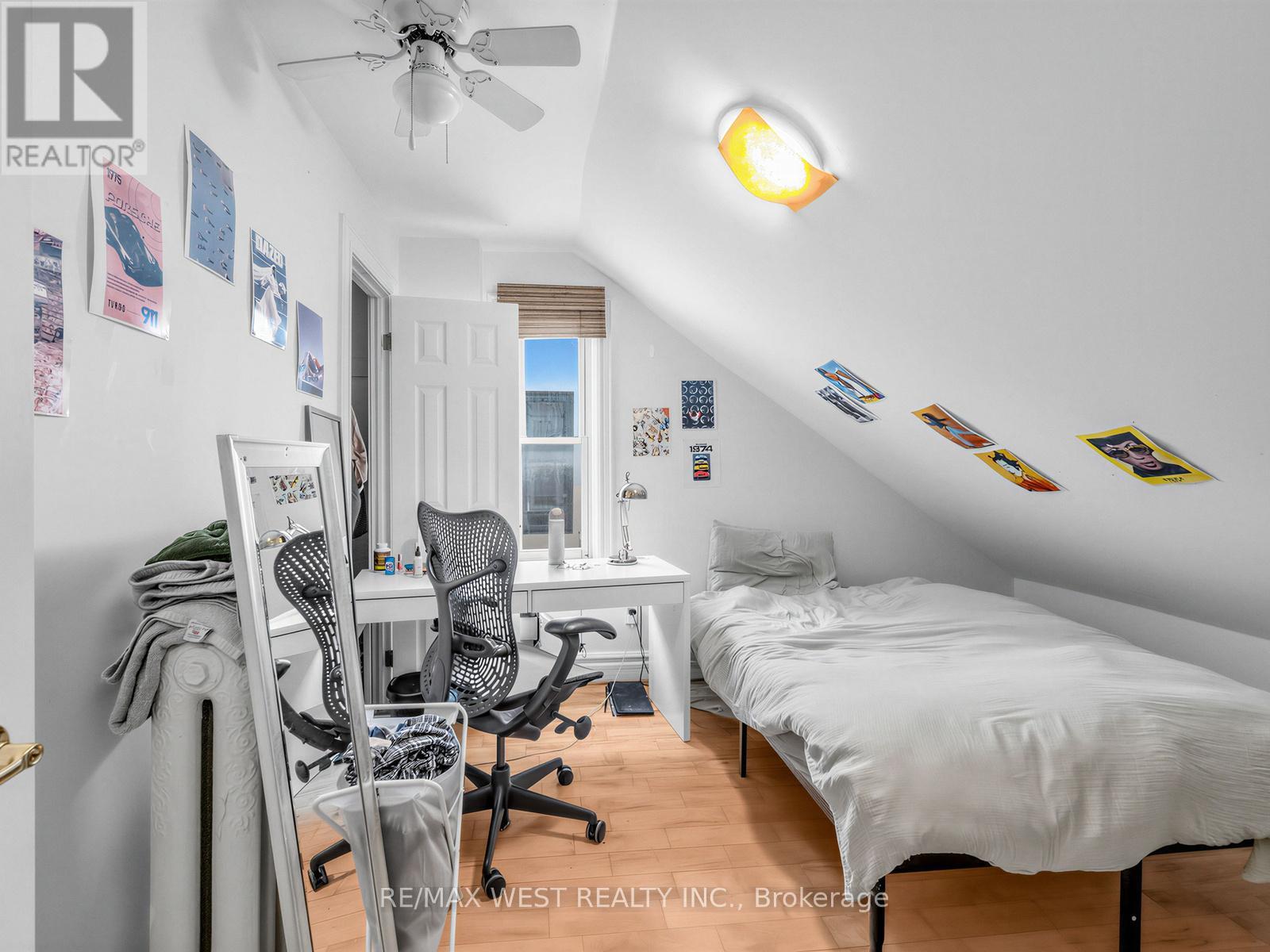 50 Albany Avenue, Toronto, Ontario  M5R 3C3 - Photo 15 - C13460808