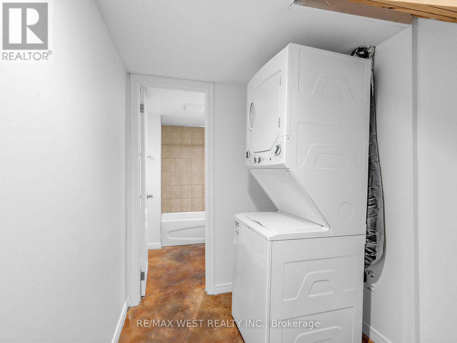 50 Albany Avenue, Toronto, Ontario  M5R 3C3 - Photo 34 - C13460808