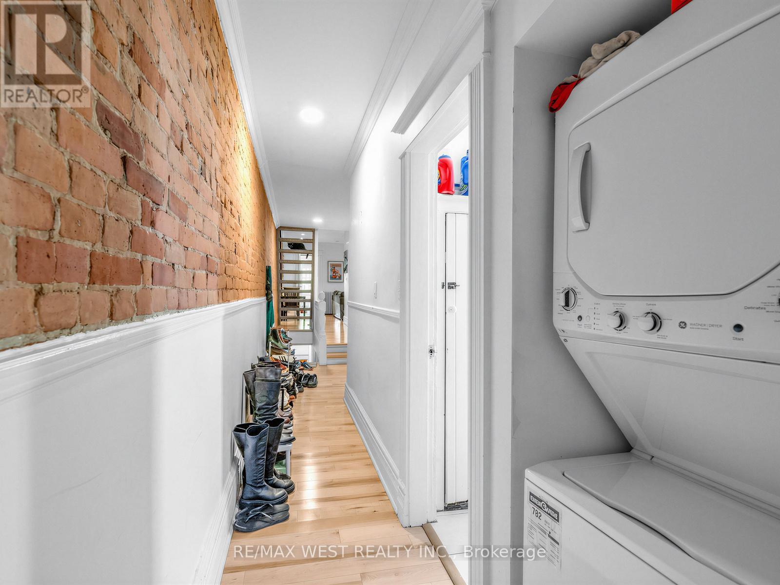 50 Albany Avenue, Toronto, Ontario  M5R 3C3 - Photo 8 - C13460808
