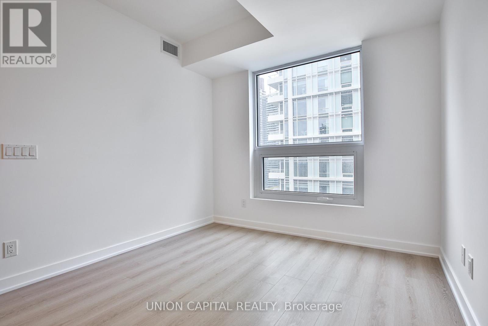 2312 - 100 Queen Street E, Toronto, Ontario  M5C 0B5 - Photo 13 - C13460902
