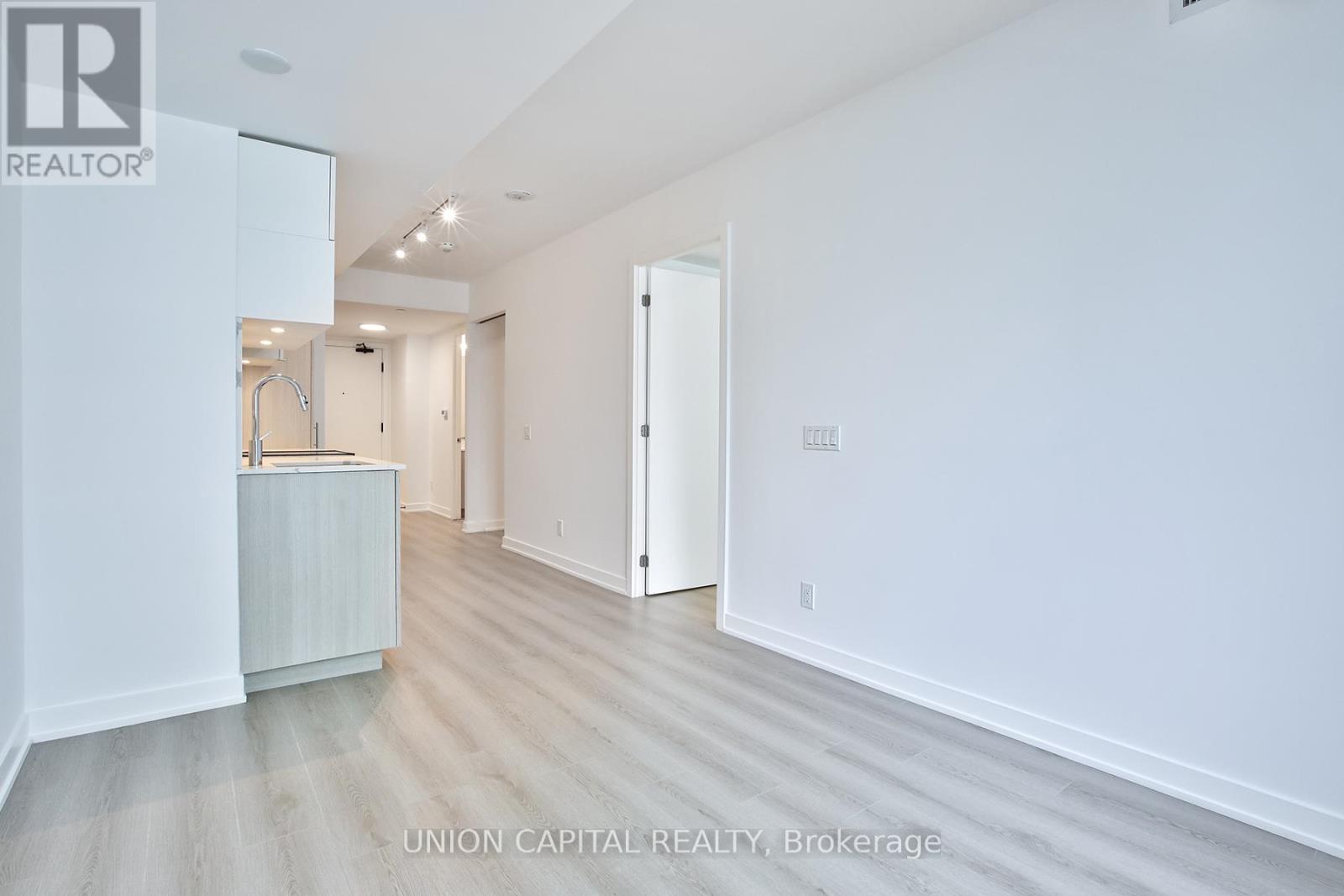 2312 - 100 Queen Street E, Toronto, Ontario  M5C 0B5 - Photo 14 - C13460902