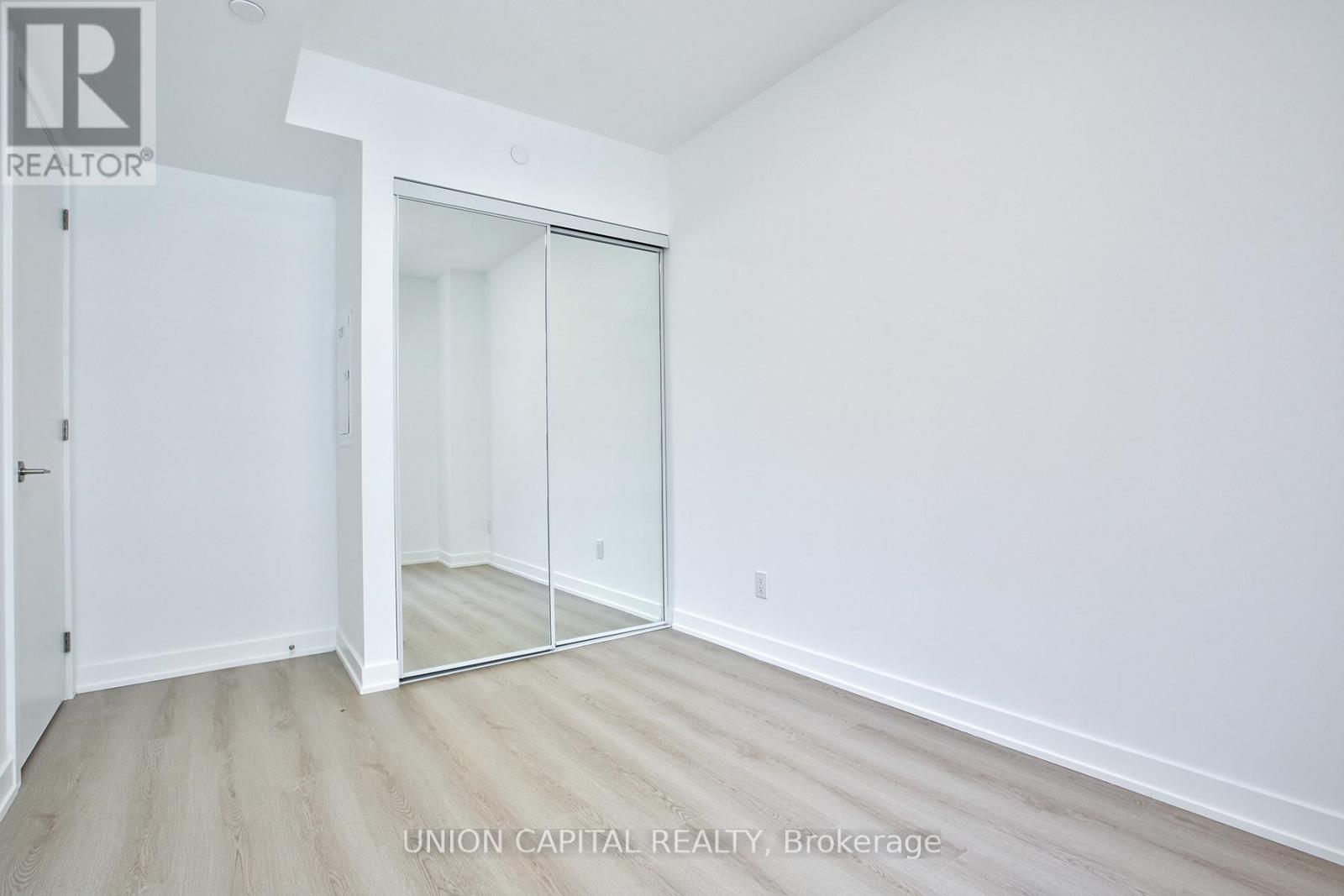 2312 - 100 Queen Street E, Toronto, Ontario  M5C 0B5 - Photo 18 - C13460902