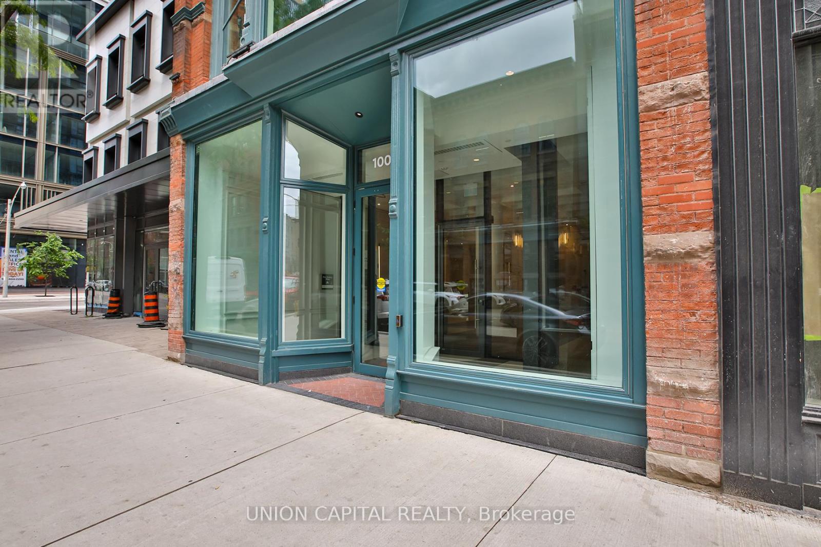 2312 - 100 Queen Street E, Toronto, Ontario  M5C 0B5 - Photo 4 - C13460902