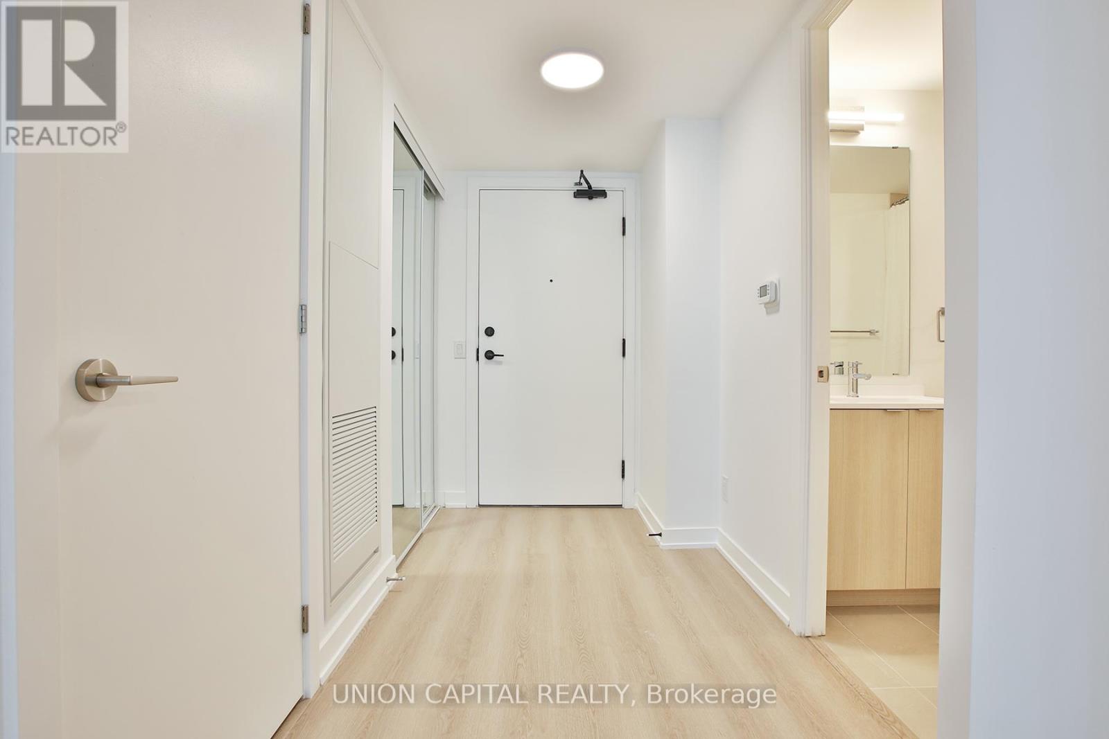 2312 - 100 Queen Street E, Toronto, Ontario  M5C 0B5 - Photo 6 - C13460902