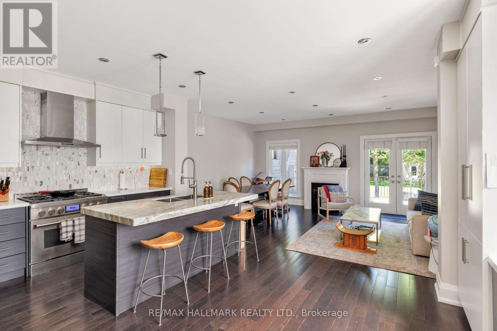 194 Erskine Avenue, Toronto, Ontario  M4P 1Z4 - Photo 11 - C13460908
