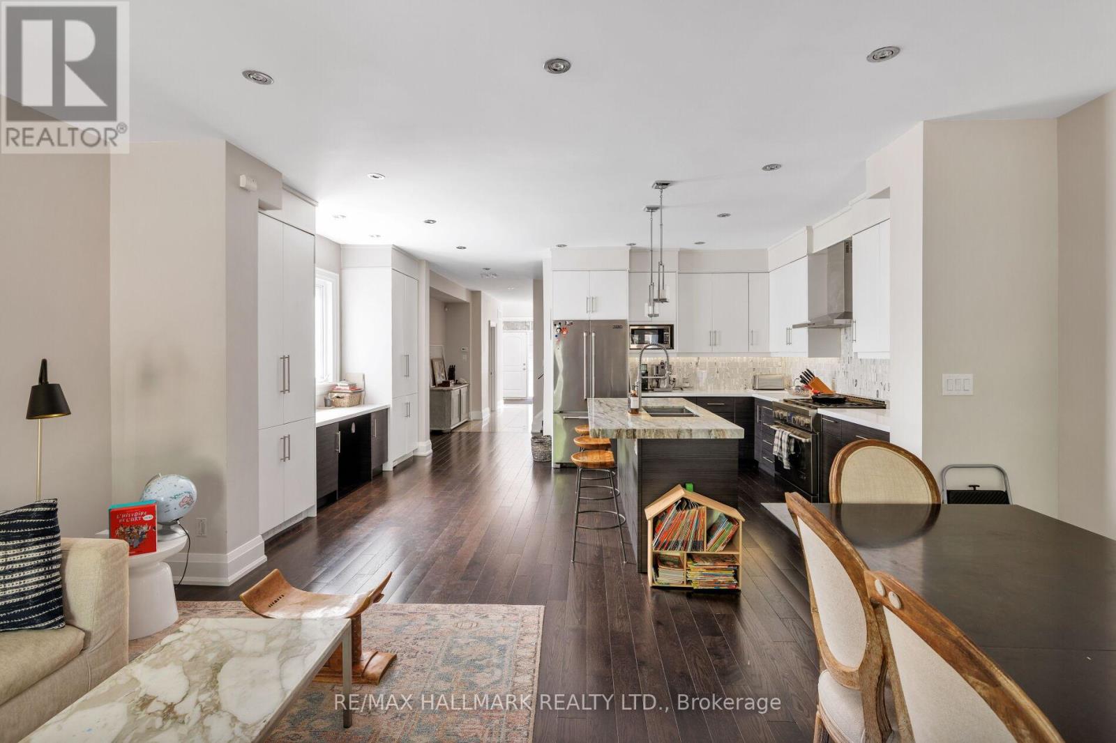 194 Erskine Avenue, Toronto, Ontario  M4P 1Z4 - Photo 13 - C13460908