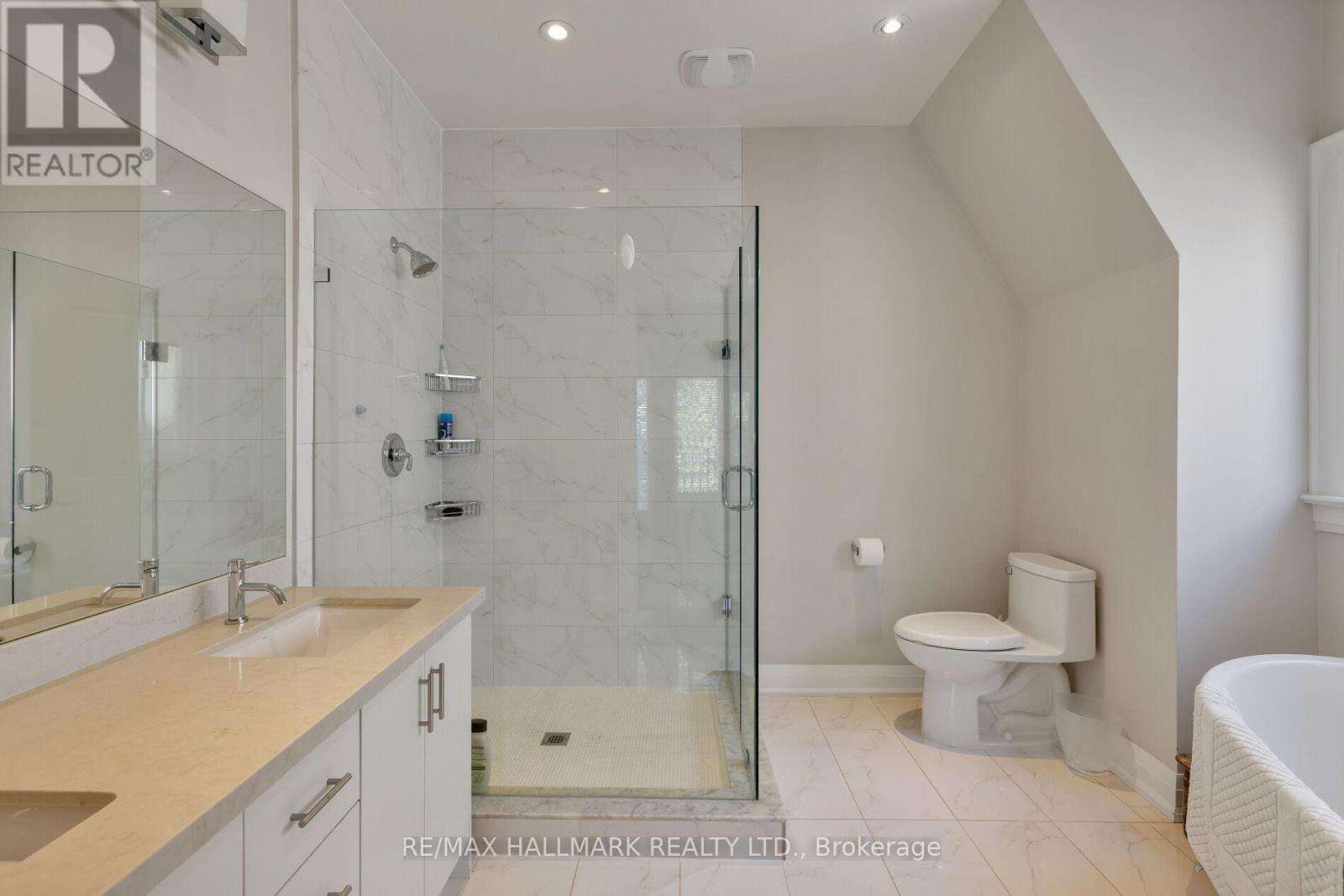 194 Erskine Avenue, Toronto, Ontario  M4P 1Z4 - Photo 23 - C13460908