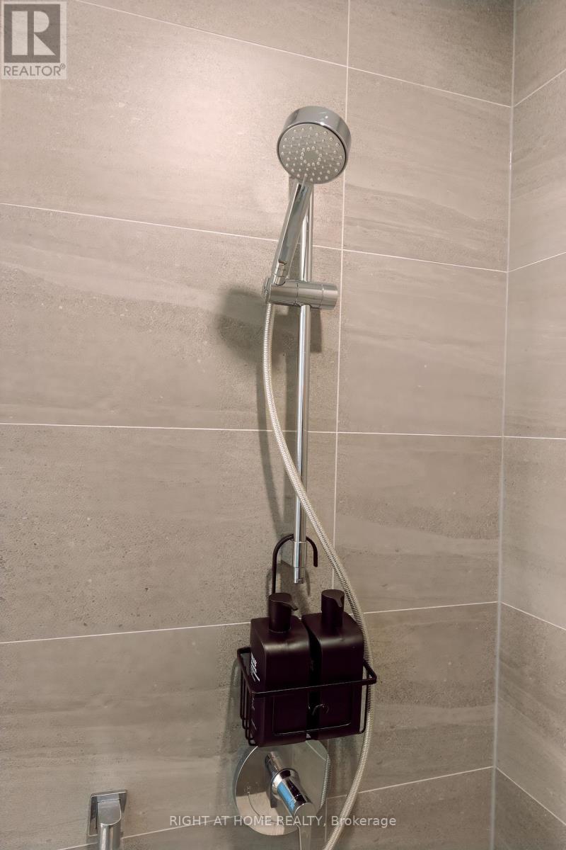 1401 - 634 Church Street, Toronto, Ontario  M4Y 2G3 - Photo 21 - C13460996