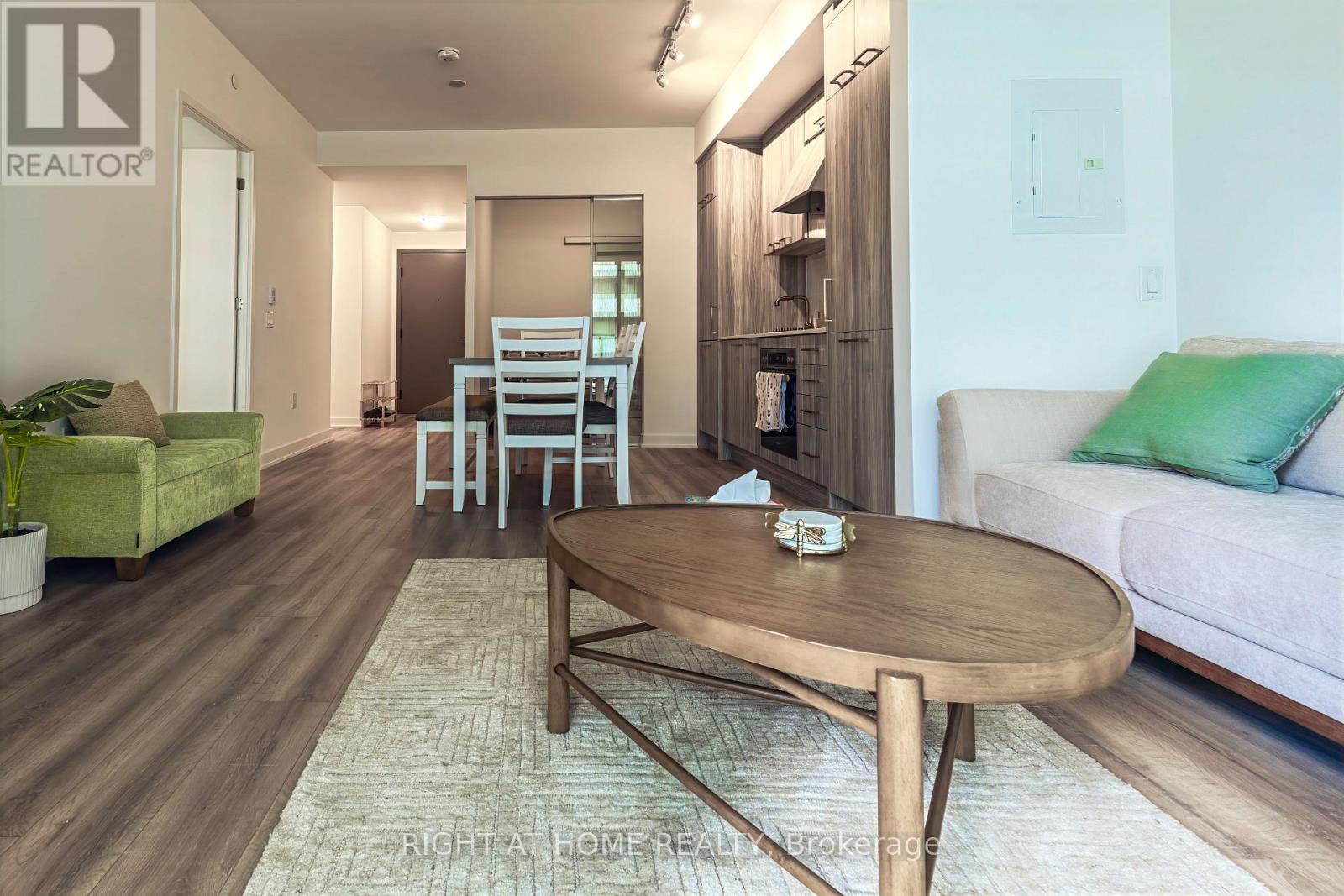 1401 - 634 Church Street, Toronto, Ontario  M4Y 2G3 - Photo 6 - C13460996