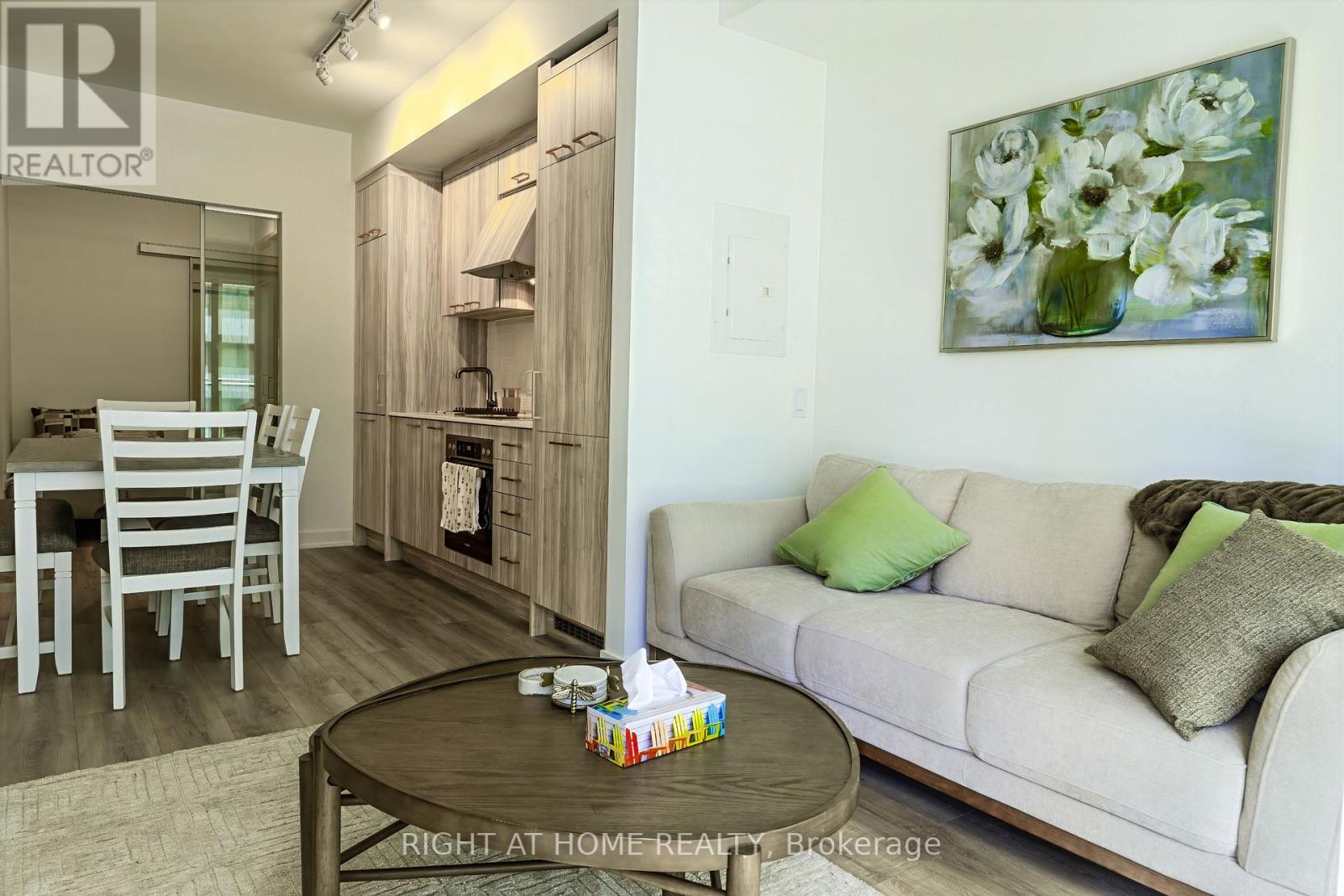 1401 - 634 Church Street, Toronto, Ontario  M4Y 2G3 - Photo 7 - C13460996
