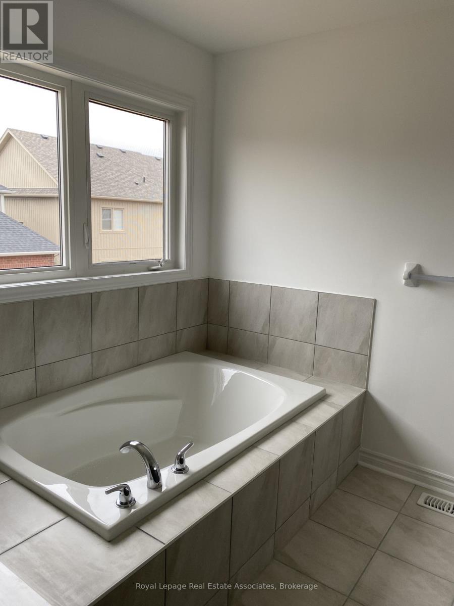 85 Tracey Lane, Collingwood, Ontario  L9Y 0G7 - Photo 13 - S13420230