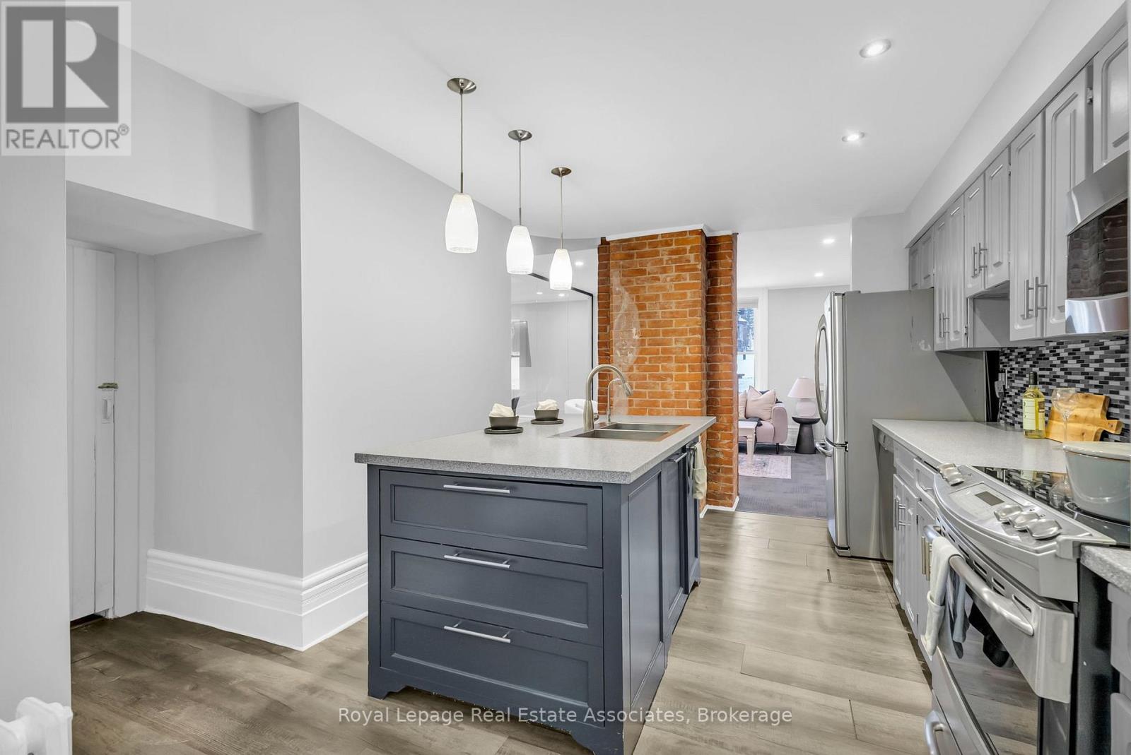 1 Third Avenue, Orangeville, Ontario  L9W 1G8 - Photo 11 - W13240106