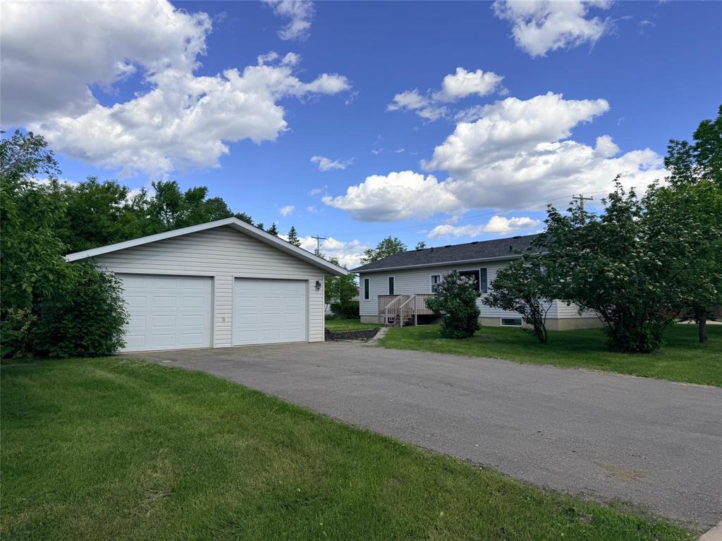 350 Dixie Road, Swan River, Manitoba  R0L 1Z0 - Photo 3 - 202612118