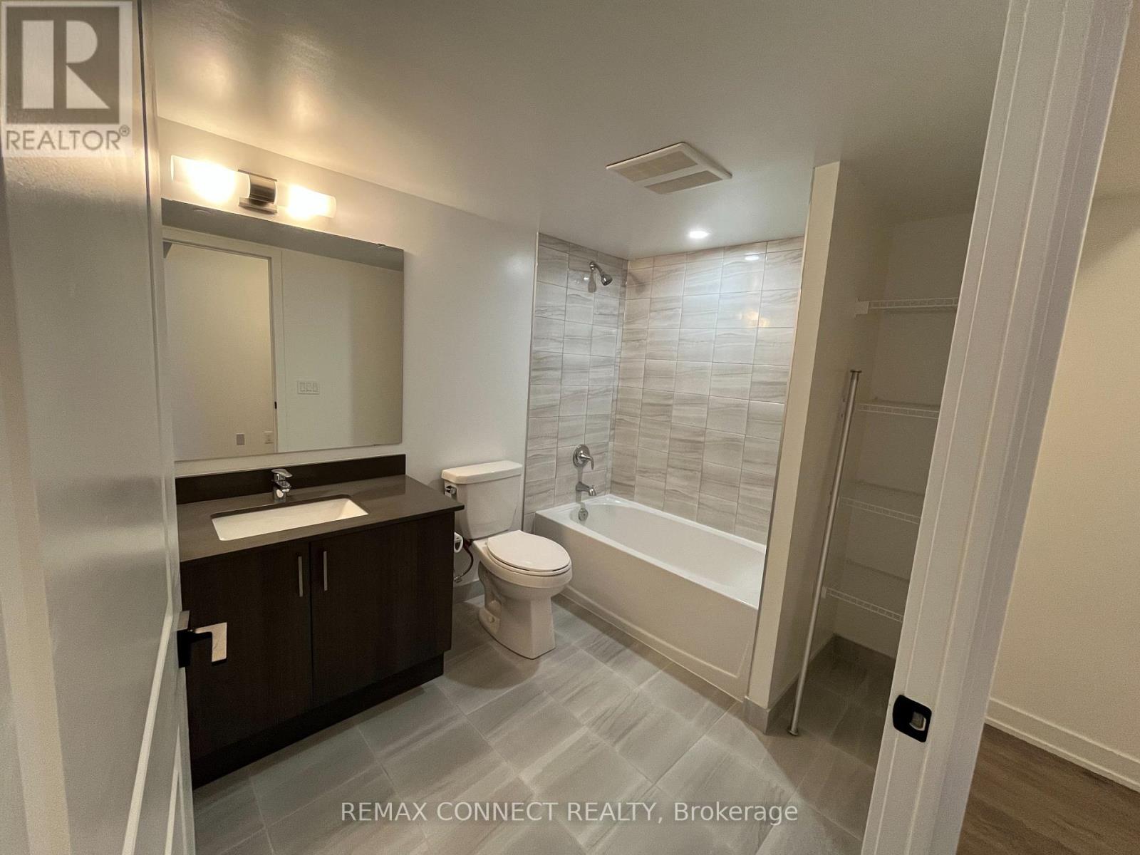 2510 - 1010 Sandy Beach Road, Pickering, Ontario  L1W 3V9 - Photo 13 - E13460850