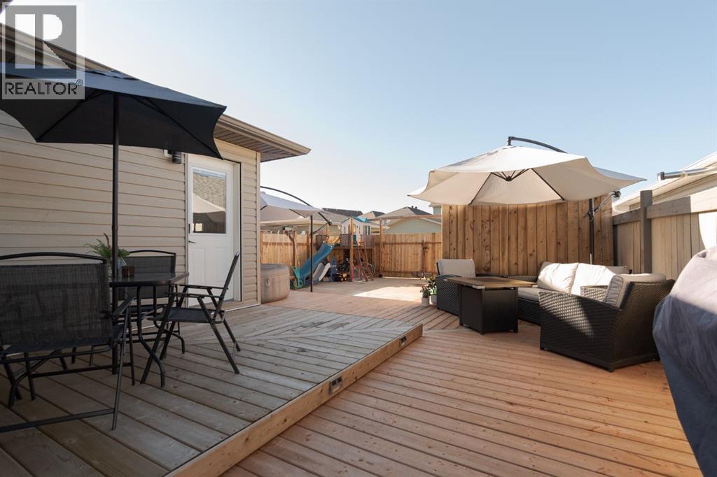 216 Coyote Crescent, Fort Mcmurray, Alberta  T9K 0C6 - Photo 2 - A2322099