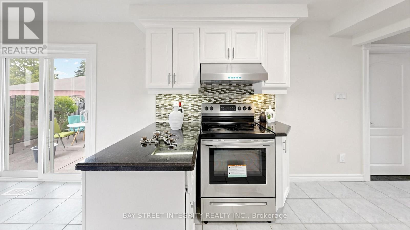 158 Largo Crescent, Vaughan, Ontario  L6A 1N1 - Photo 20 - N13460836