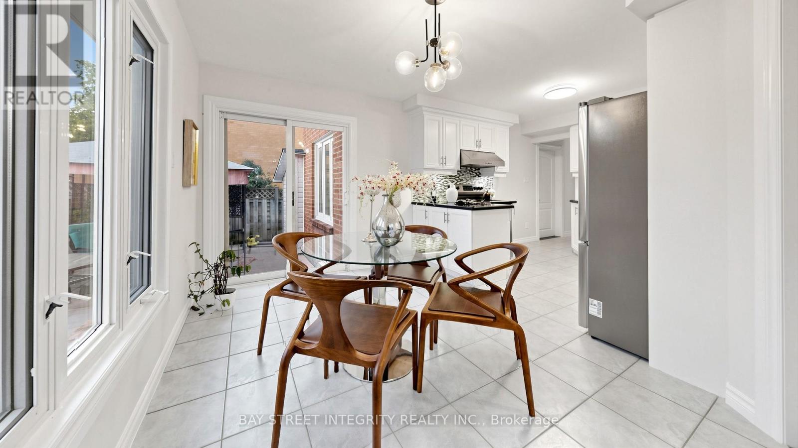 158 Largo Crescent, Vaughan, Ontario  L6A 1N1 - Photo 22 - N13460836