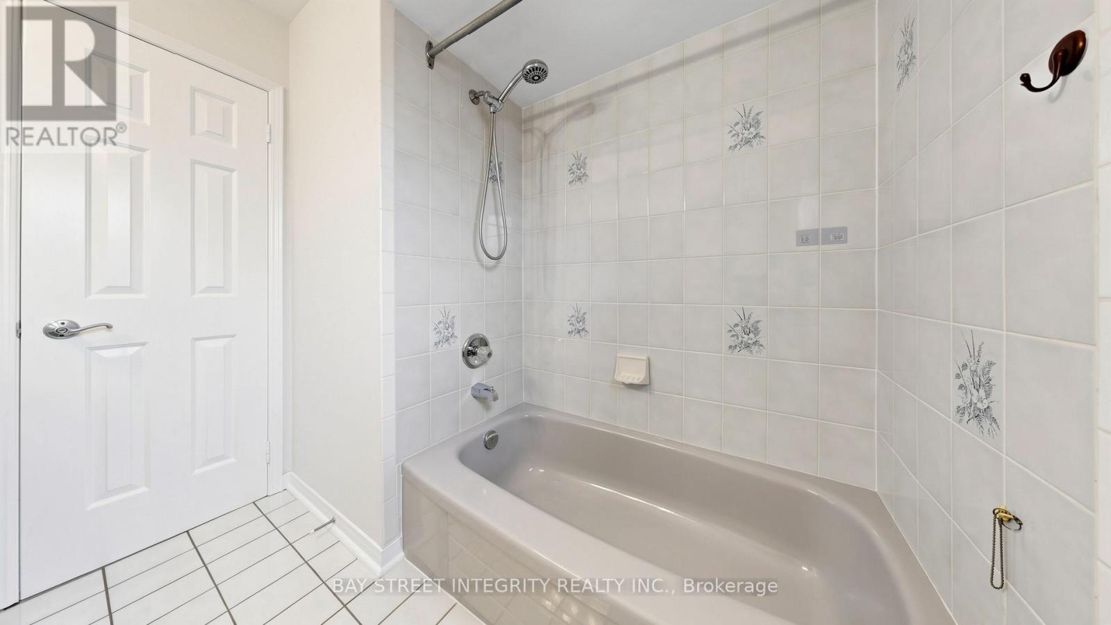 158 Largo Crescent, Vaughan, Ontario  L6A 1N1 - Photo 44 - N13460836
