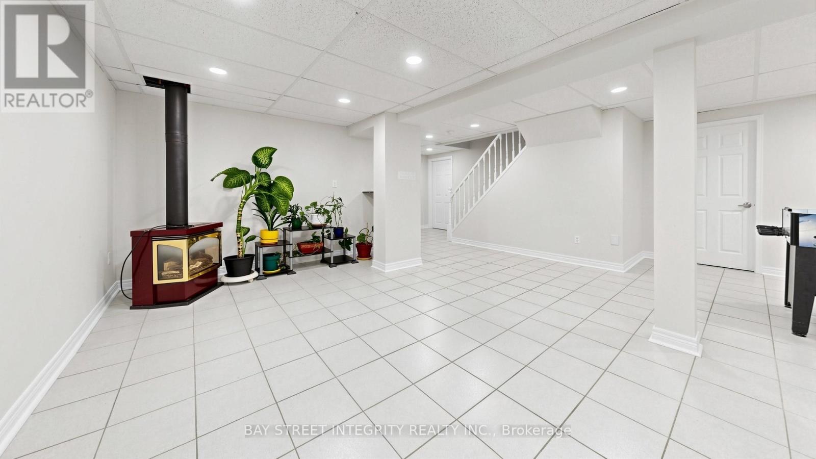 158 Largo Crescent, Vaughan, Ontario  L6A 1N1 - Photo 45 - N13460836