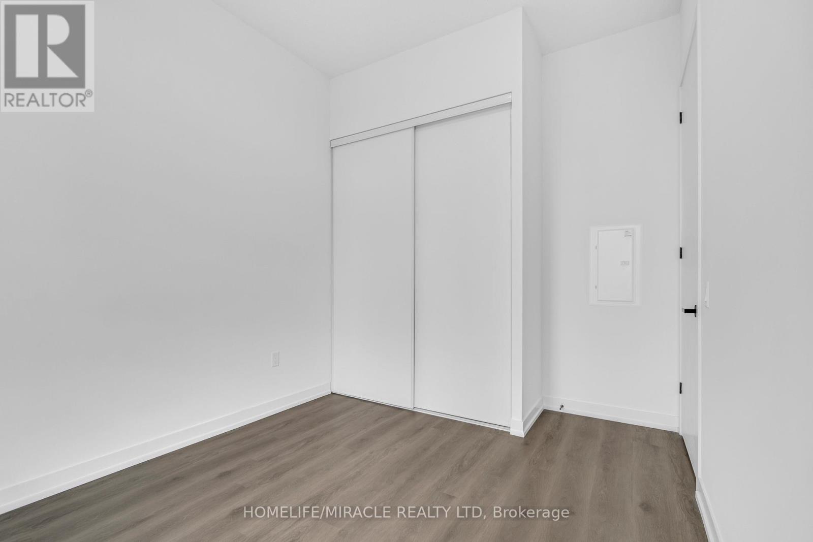 702 - 28 Interchange Way, Vaughan, Ontario  L4K 0P8 - Photo 18 - N13460866
